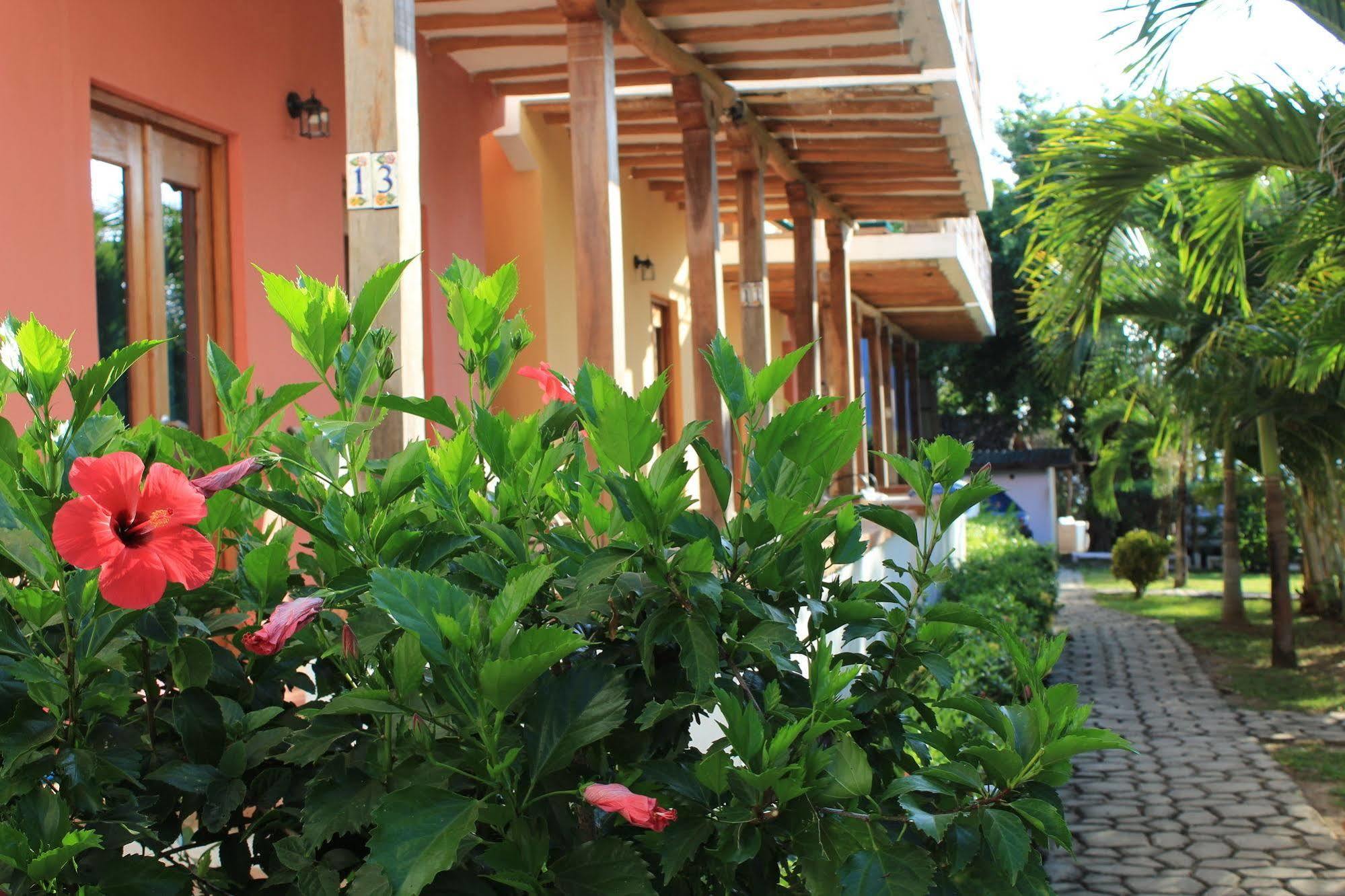 Hotel Punta Franca Jobal Exterior foto